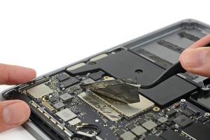 使用MacBook查看硬盘内存的方法（简单快速了解您的存储空间情况）