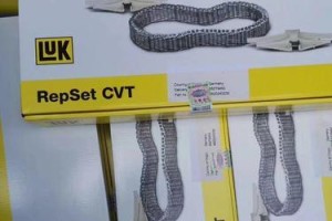 奥迪CVT变速箱的特点和性能评价（了解奥迪CVT变速箱的技术原理、可靠性和驾驶体验）