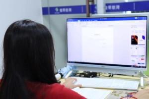 以电脑拼音输入法提升打字速度的技巧（快速打字技巧助你提高工作效率）