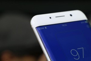 vivoXplay6（探索vivoXplay6的震撼音效、精致外观和强劲性能）