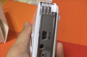 以海微投影仪（创新科技与便携性的完美结合，海微投影仪引领新一代智能影音时代）
