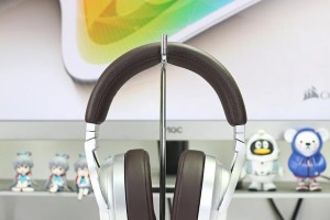 使用iPhone5SE连接电脑的便利之道（探索5SE的多功能连接能力，为您带来更多便利和效率）